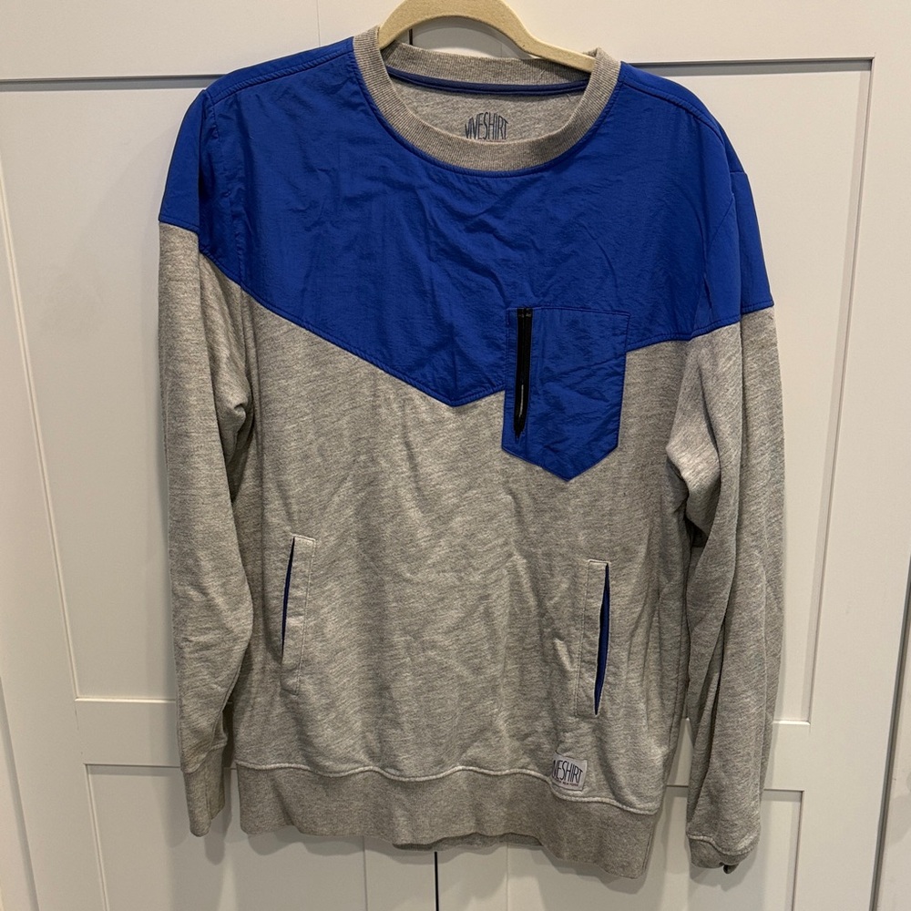 Neff Men's Blue and Gray Crewneck Sweater